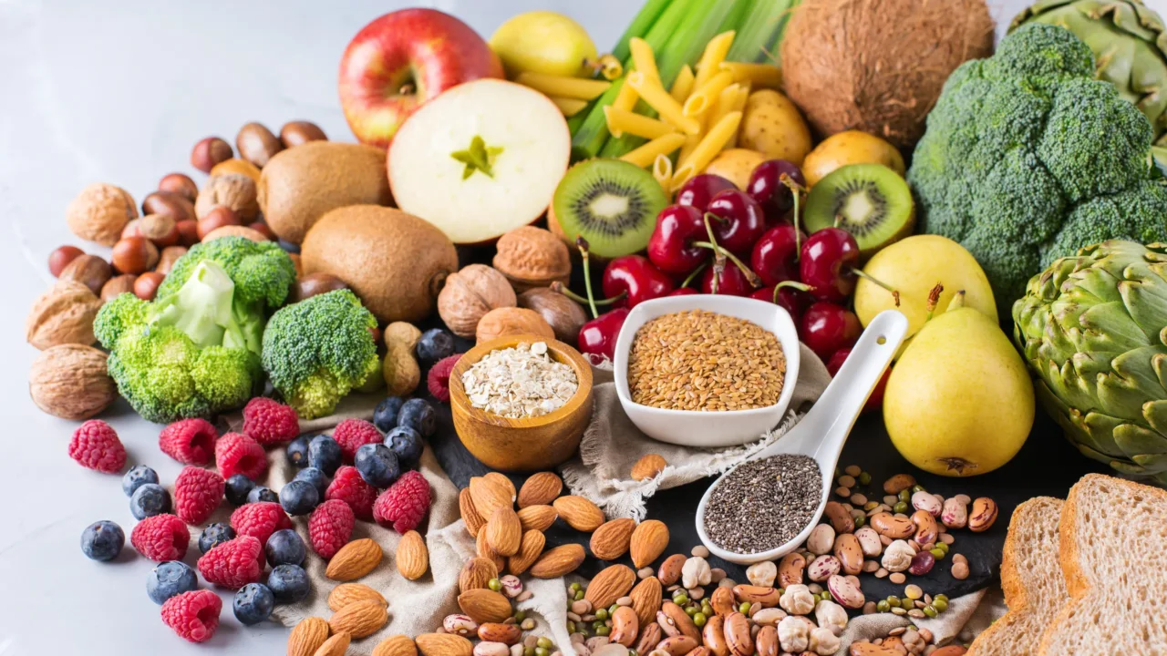 Aumenta le difese immunitarie in estate: i 4 superfood consigliati dagli esperti per giugno Aumenta le difese immunitarie in estate: i 4 superfood consigliati dagli esperti per giugno